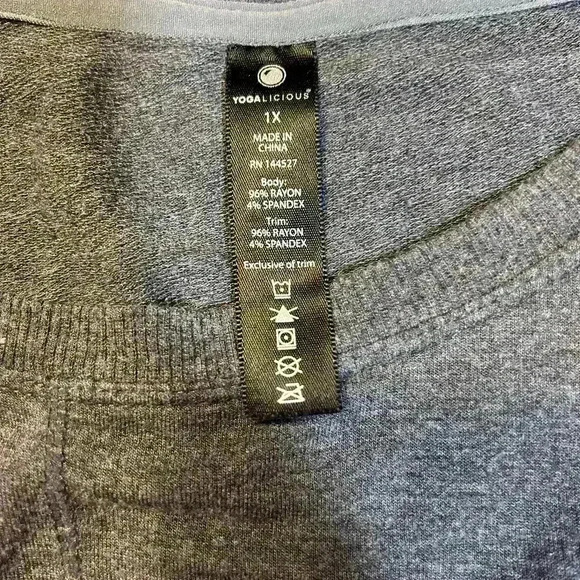 2 for$15 Yogalicious Gray Long Sleeve Top - Picture 4 of 9